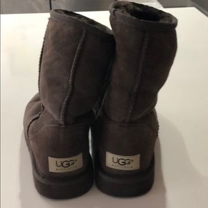 Uggs women’s size 6